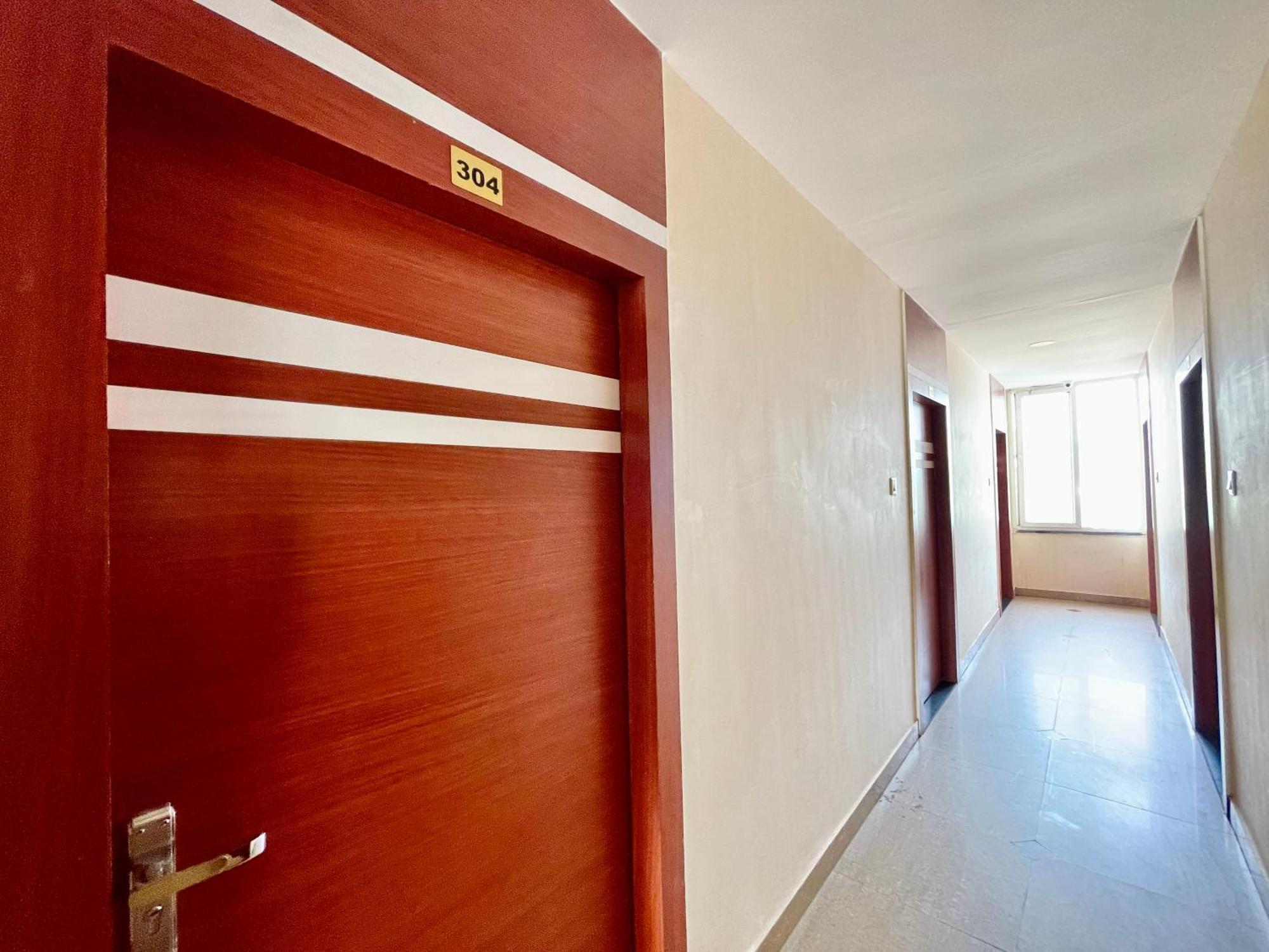 Hotel Subham Beach Inn ! Puri Near-Sea-Beach-And-Temple Fully-Air-Conditioned-Hotel With-Lift-And-Parking-Facility Eksteriør bilde