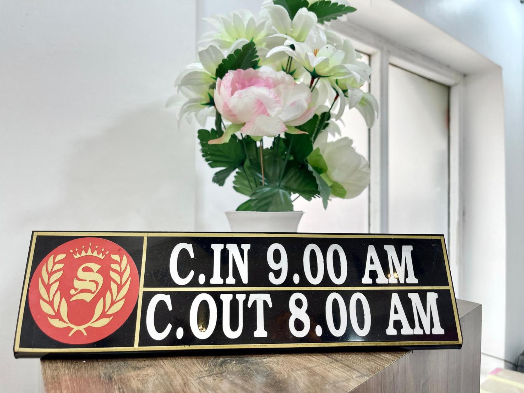 Hotel Subham Beach Inn ! Puri Near-Sea-Beach-And-Temple Fully-Air-Conditioned-Hotel With-Lift-And-Parking-Facility Eksteriør bilde